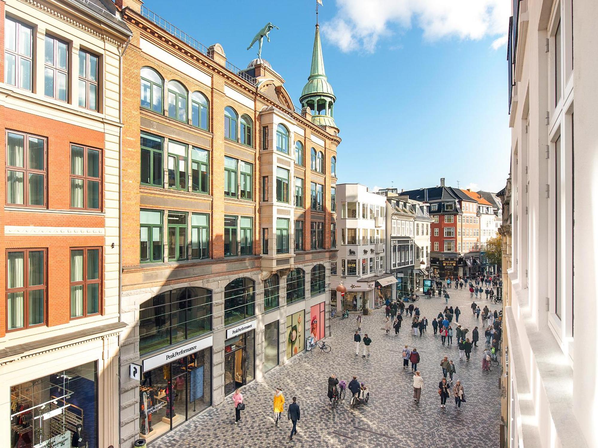 Sanders Leaves - Charming Three-Bedroom Apartment In Downtown Copenhagen Exterior photo