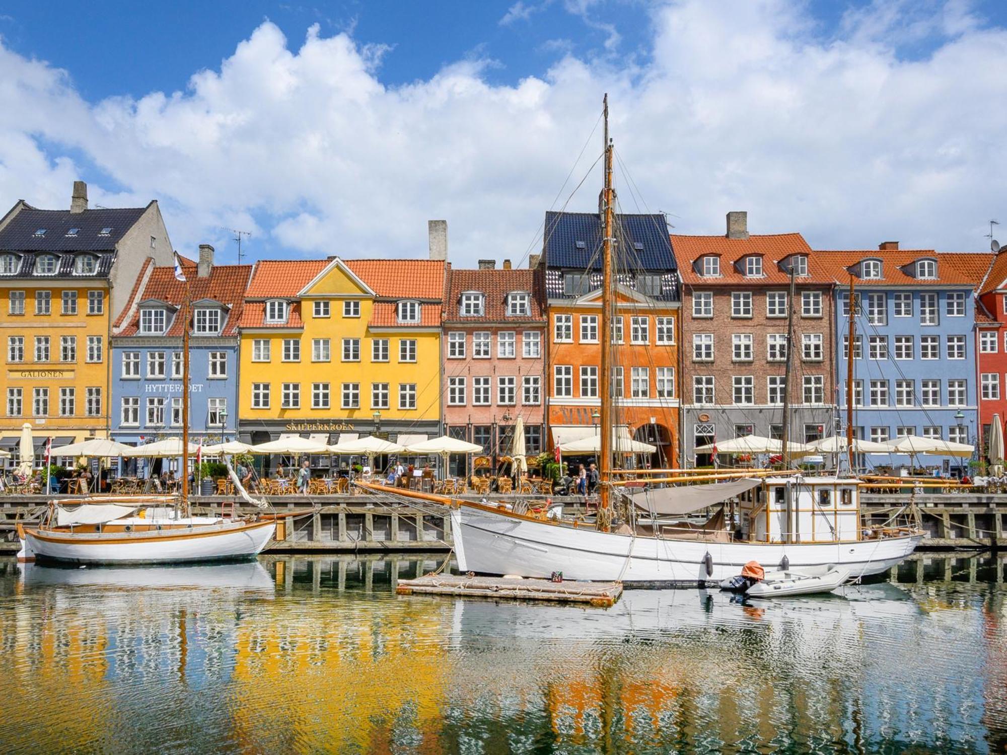 Sanders Leaves - Charming Three-Bedroom Apartment In Downtown Copenhagen Exterior photo
